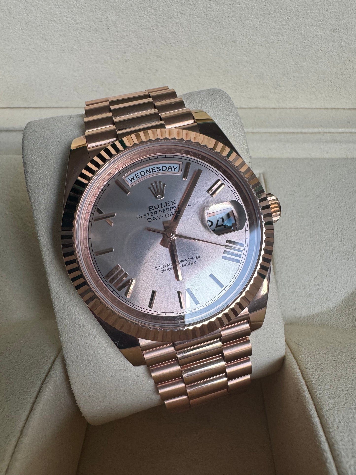 Pre-Owned 2023 Day-Date 40 – Everose Gold with Sundust Dial🌅 🏜️ | Authenticated by Sovrène