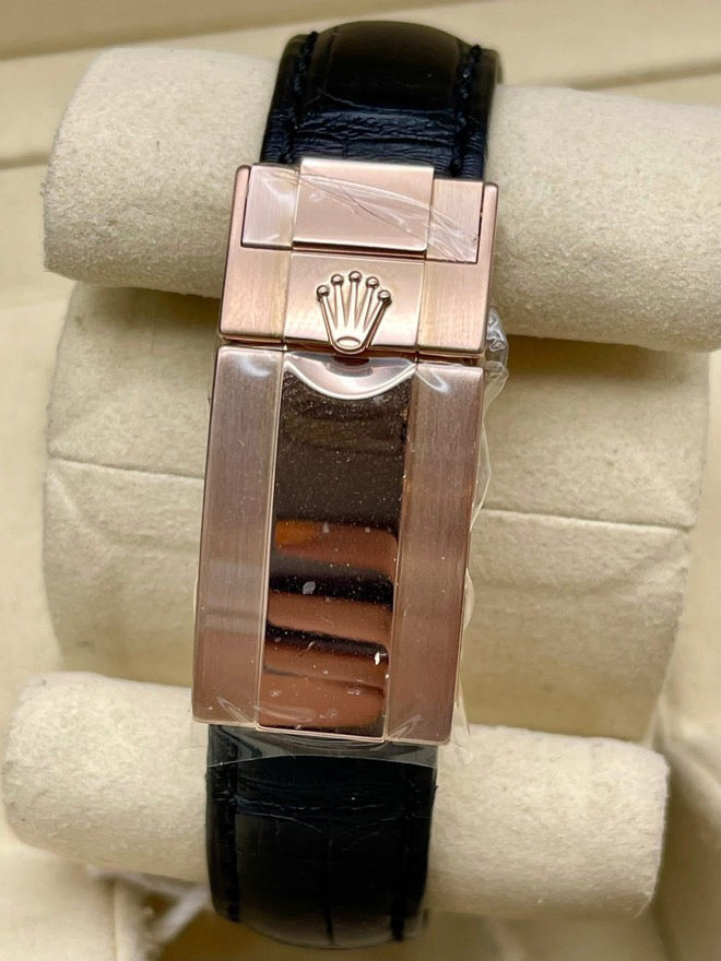 Pre-Owned 2024 Cosmograph Daytona – Everose Gold with Leather Strap | Authenticated by Sovrène