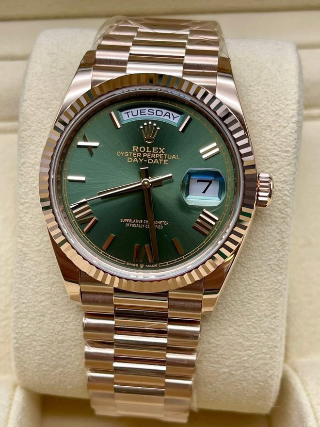 Pre-Owned 2025 Day-Date 40 – 18k Everose Gold with Green Dial | Authenticated by Sovrène