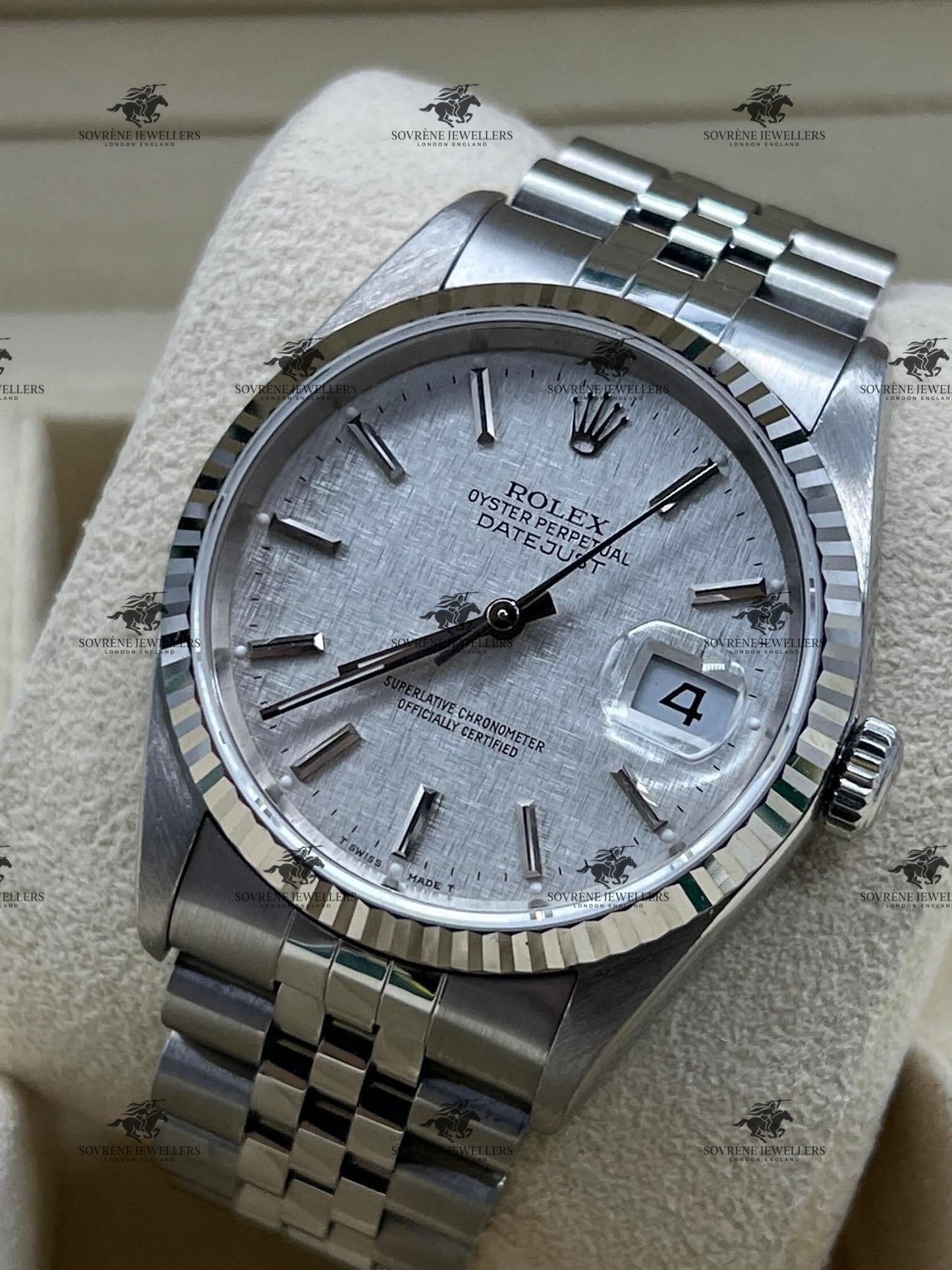 Pre-Owned Rolex Datejust – Stainless Steel & Silver Dial | Authenticated by Sovrène