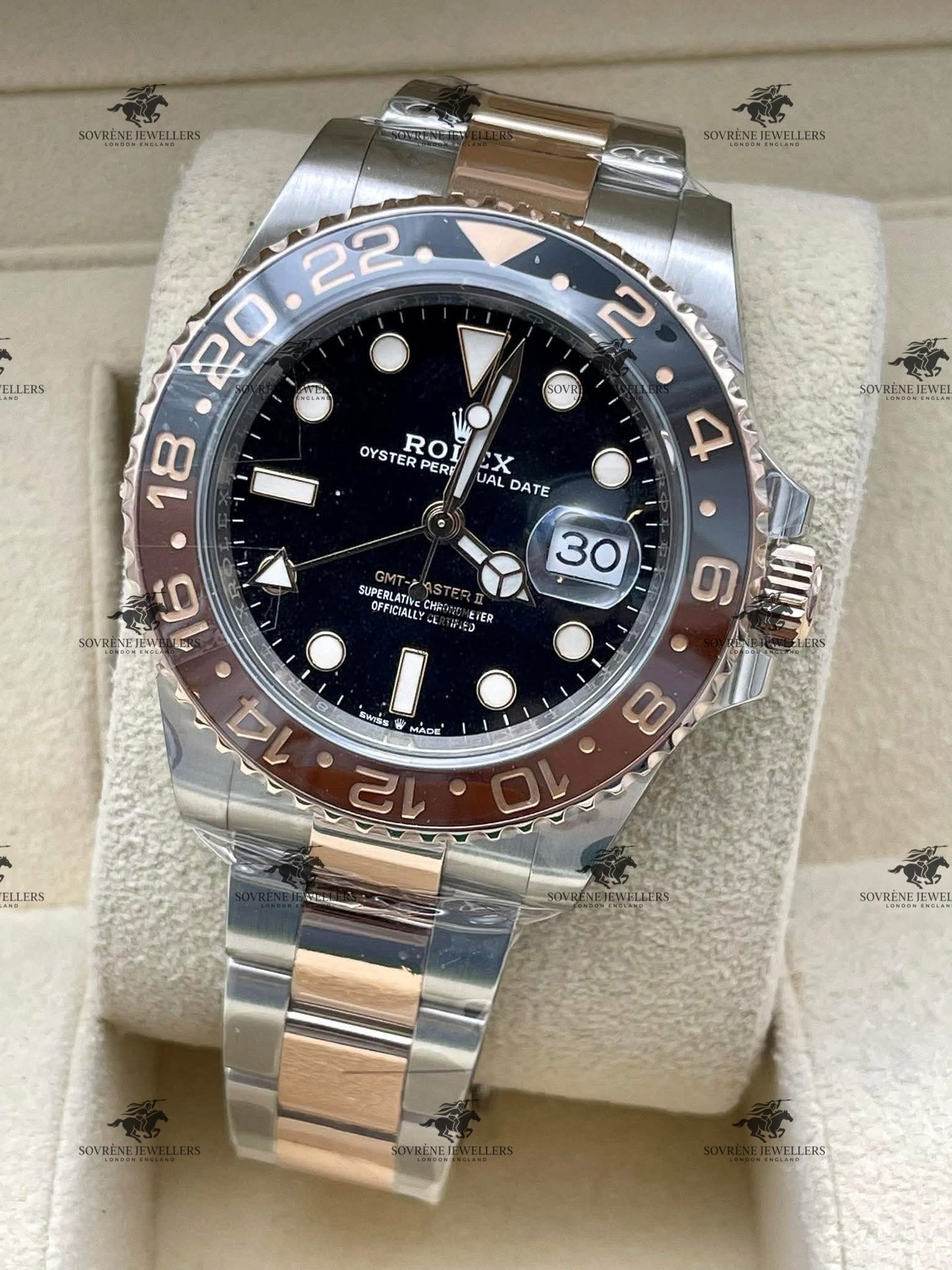 Pre-Owned Rolex GMT-Master II – Steel & Rose Gold with Black Dial | Authenticated by Sovrène