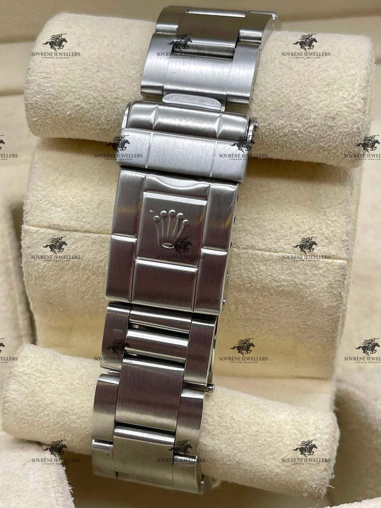 Pre-Owned Rolex Explorer II – Stainless Steel & Black Dial 216570 | Authenticated by Sovrène