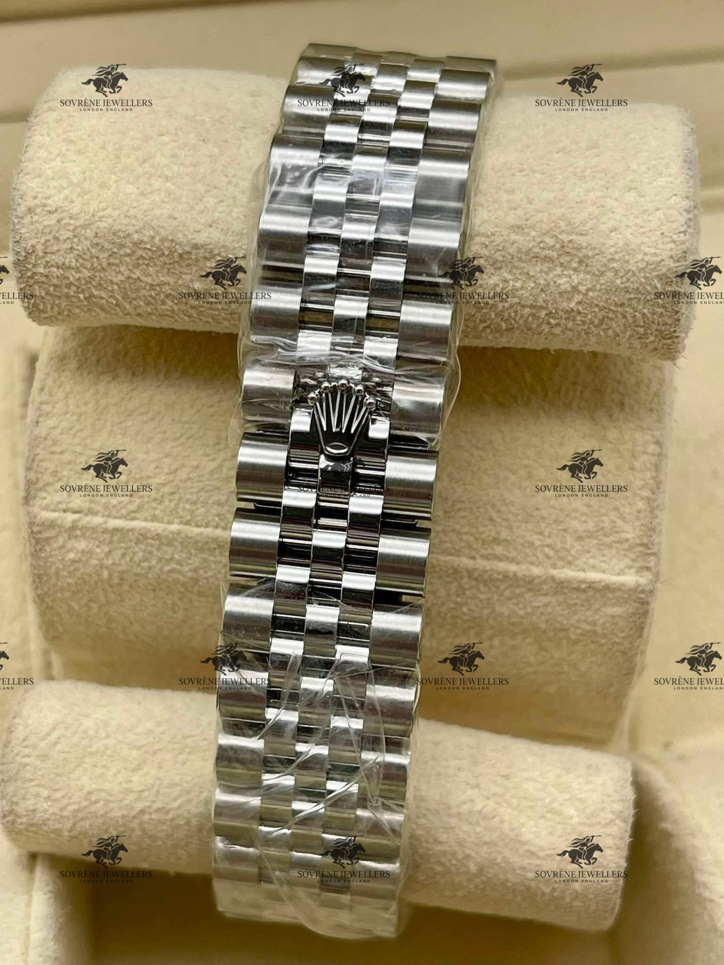 Pre-Owned Rolex Datejust – Stainless Steel & Green Dial 126334 | Authenticated by Sovrène