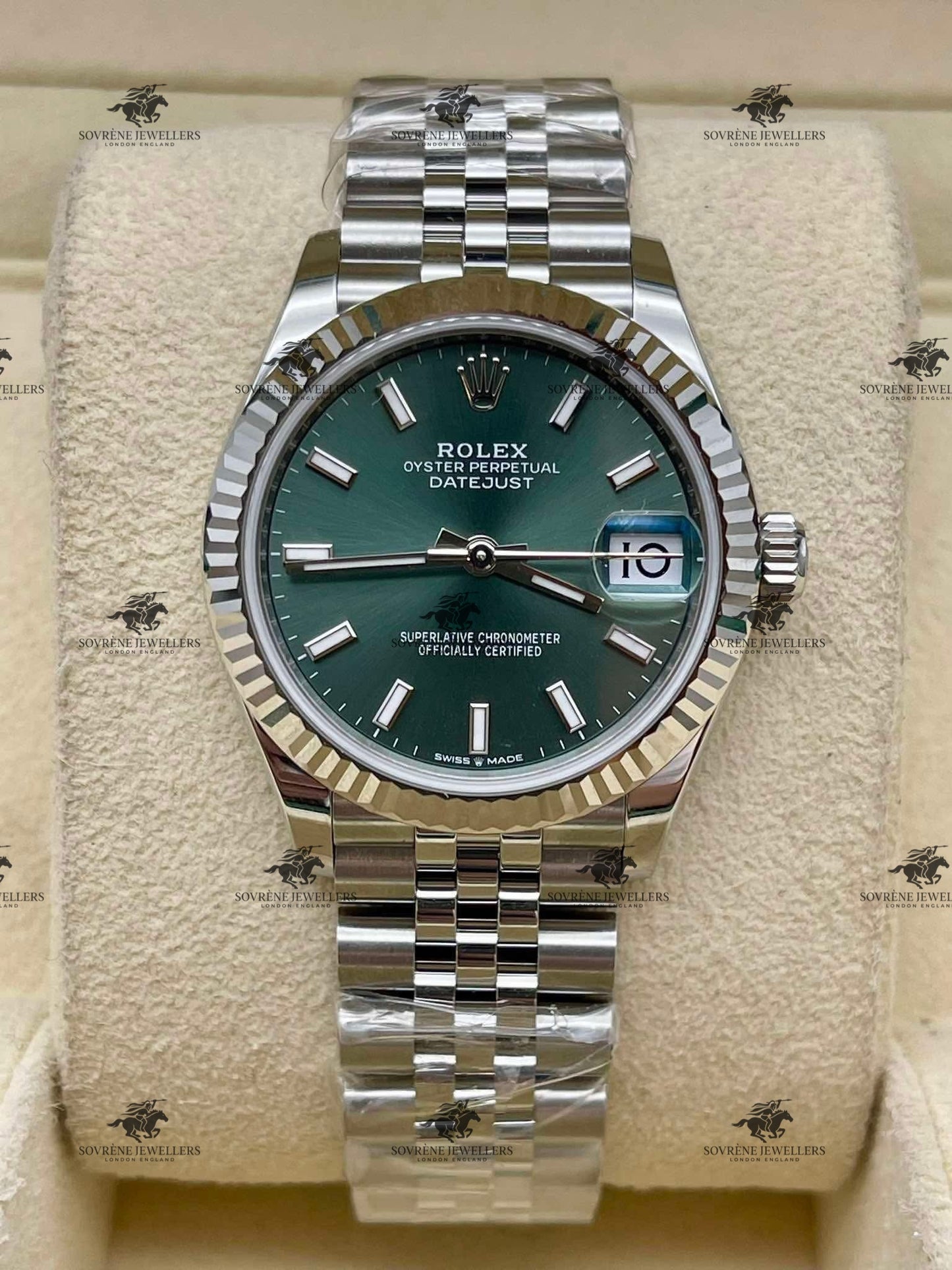 Pre-Owned Rolex Datejust – Stainless Steel & Green Dial 126334 | Authenticated by Sovrène