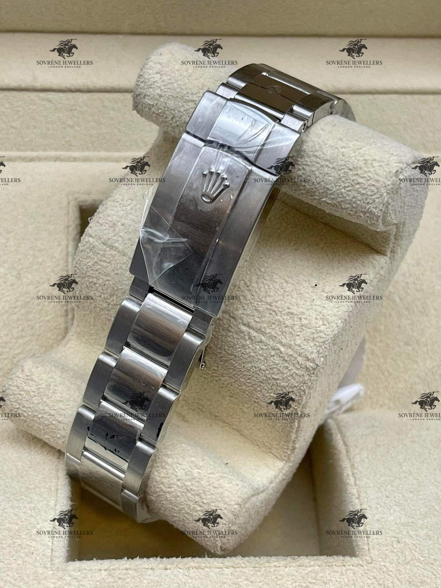 Pre Owned Rolex Datejust 41 Stainless Steel Black Dial Fluted Bezel Ref 126334 | Authenticated by Sovrène