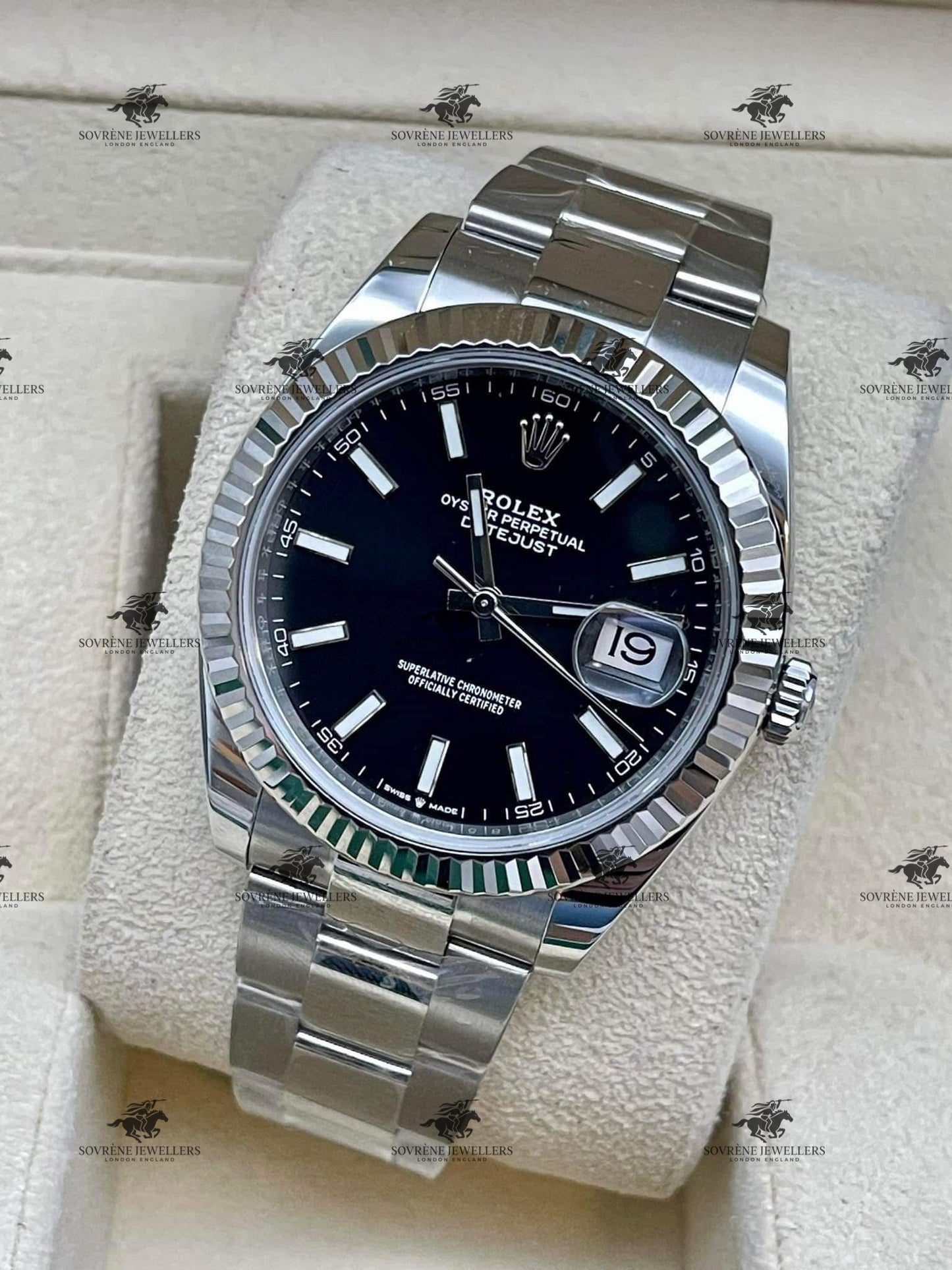 Pre Owned Rolex Datejust 41 Stainless Steel Black Dial Fluted Bezel Ref 126334 | Authenticated by Sovrène